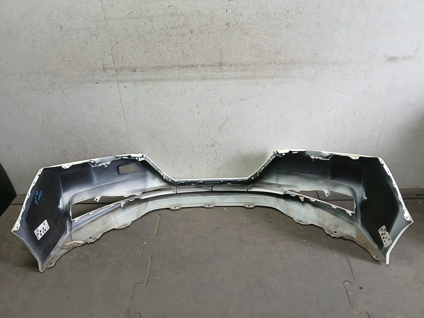 bumper front NISSAN LEAF II 2 17