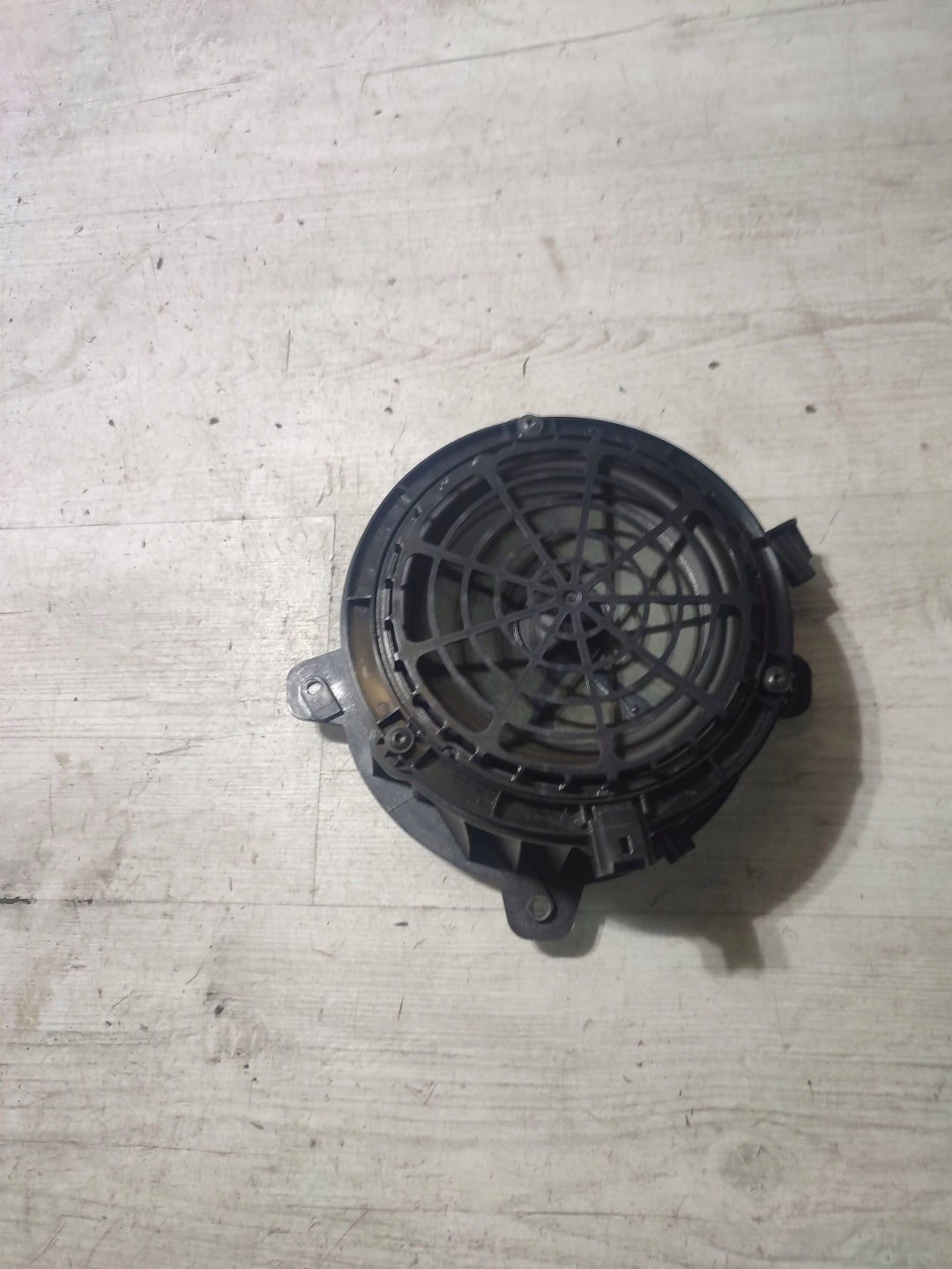 Peugeot 2008 II 2020 front side right speaker door przednich