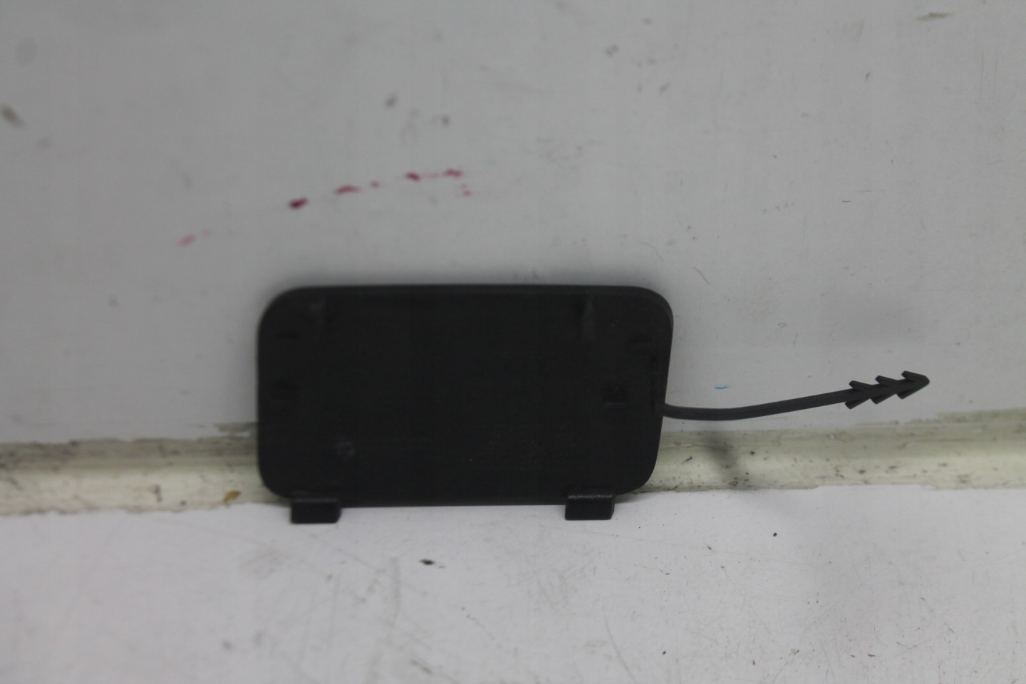 towing hook cap right bumper rear part 8R0807450 AUDI