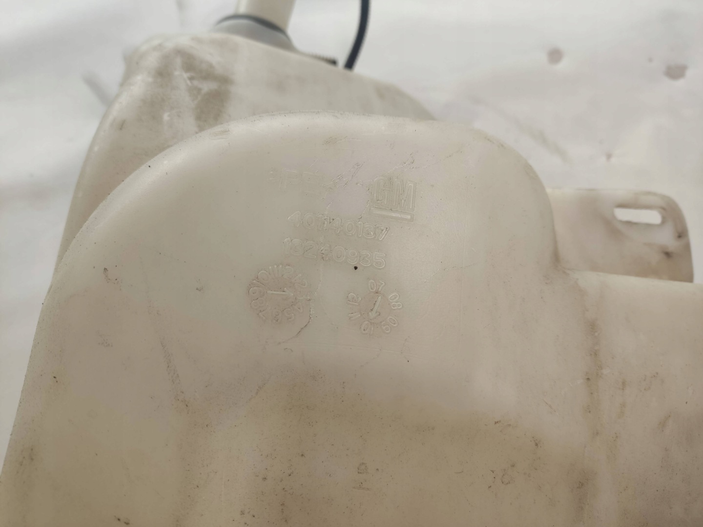 washer fluid tank OPEL Insignia A 2010r