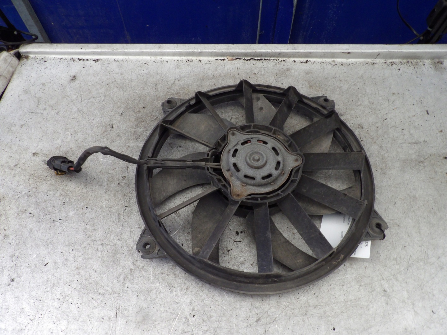 Peugeot 307 2,0 radiator fan