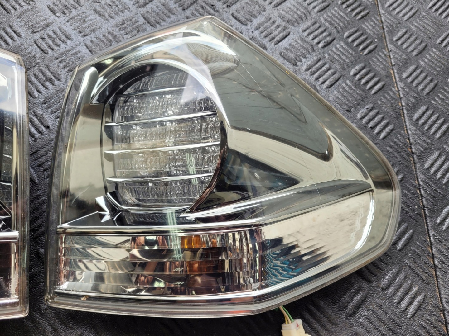 light rear part left rear left LEXUS RX II 400 300 RX400 H