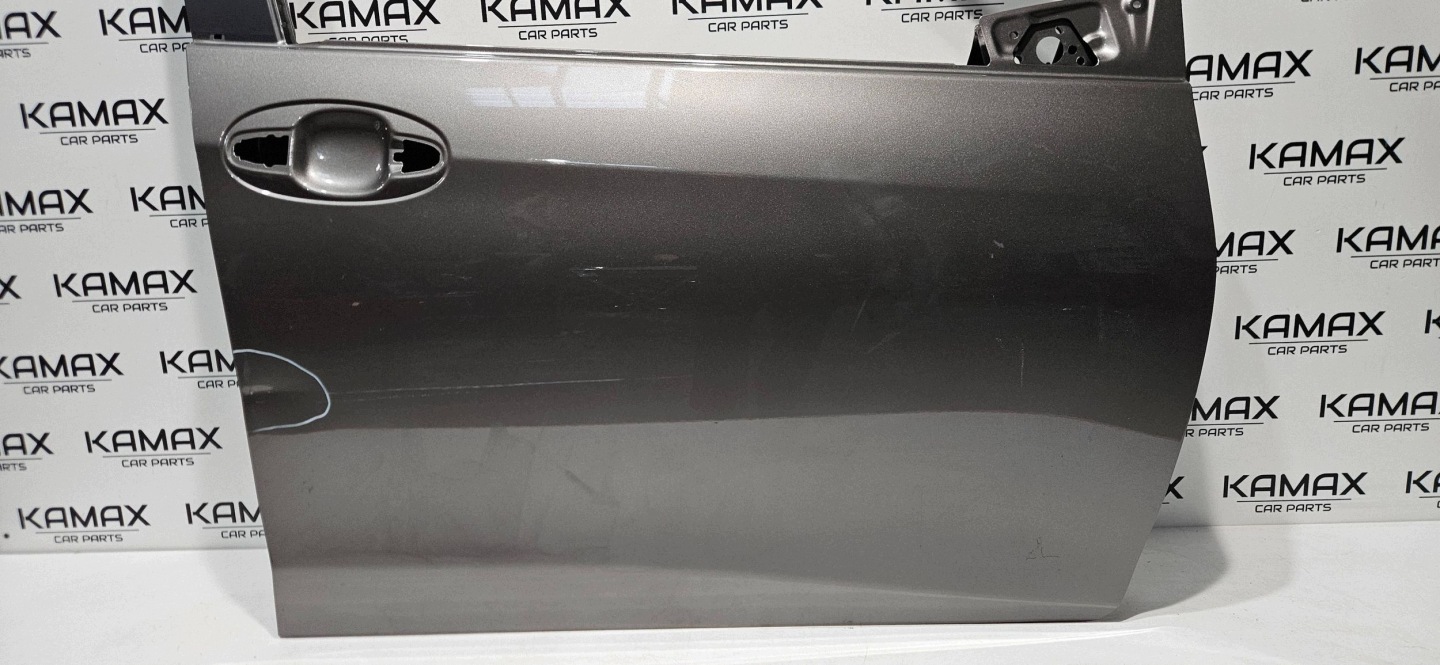 door right front TOYOTA YARIS III without mouldings original