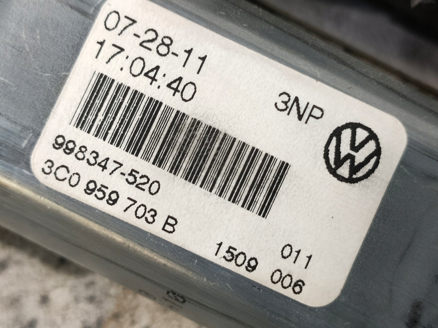 VW GOLF VI 08-13 KOMBI VARIANT mini motor windows rear left rear part 3C0959703B OE