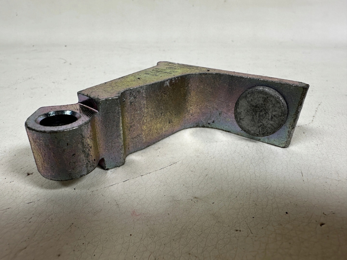 Audi A4 8W B9 hinge door left 8W5831403A