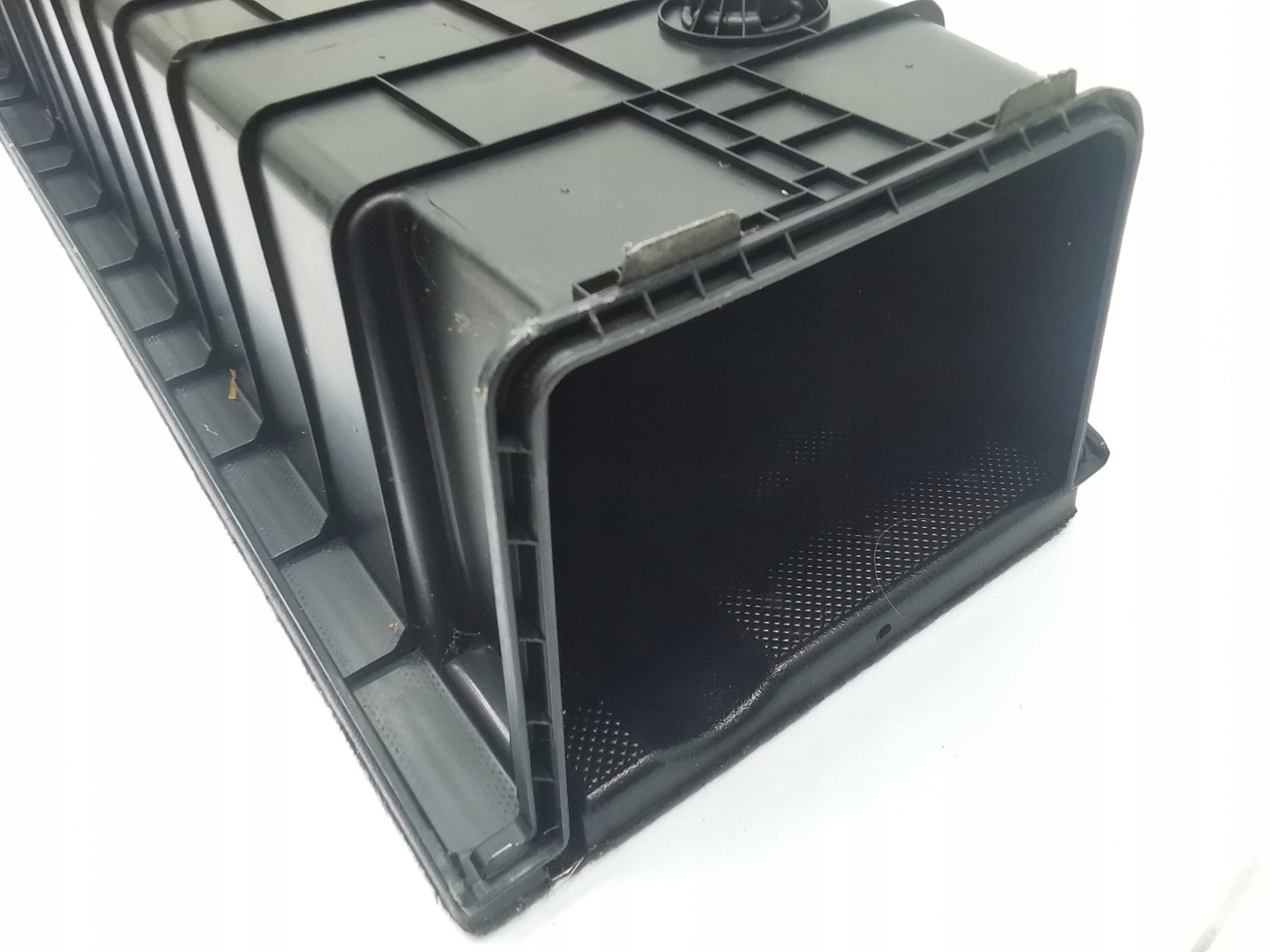 passenger compartment floor boot KIA CARENS IV 85715-A4500