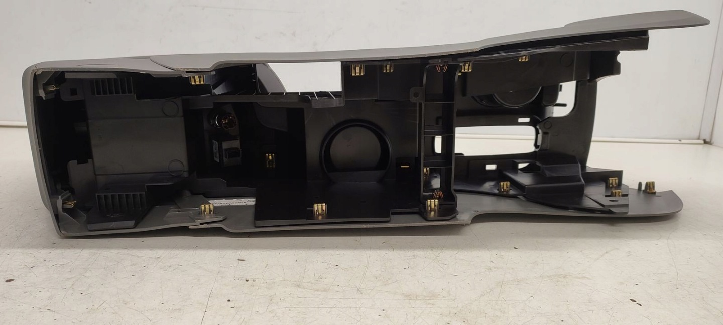 bracciolo tunel Chevrolet Malibu 2,5 automat