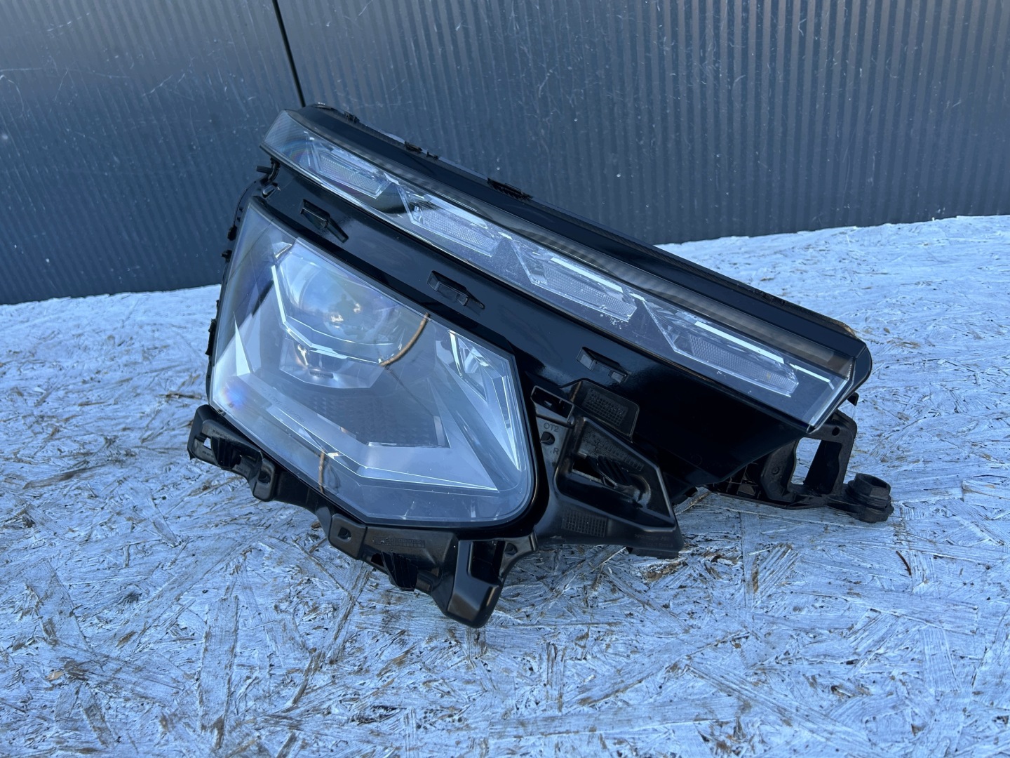 light right front front FULL LED SKODA KAMIQ LIFT 23- 655941016C
