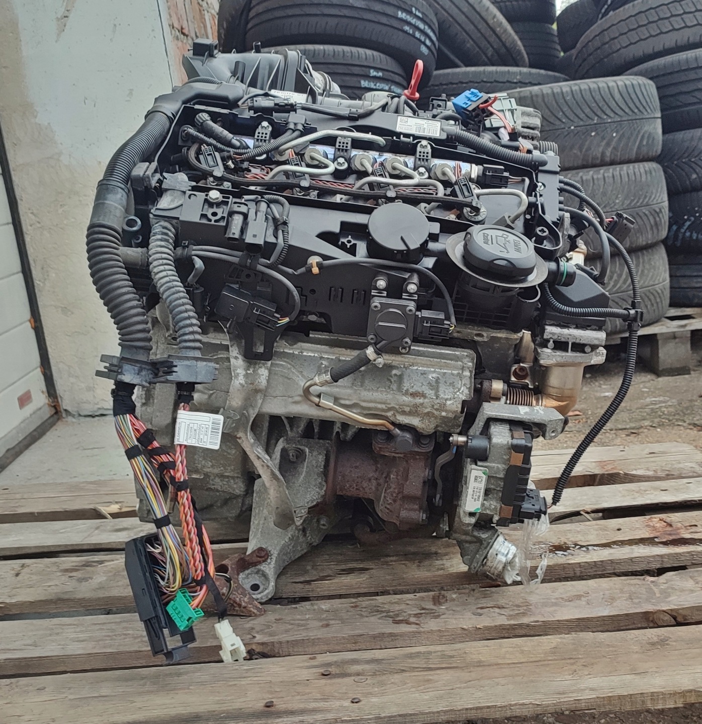 BMW E90 2.0D engine complete N47D20C before 2010 ROK