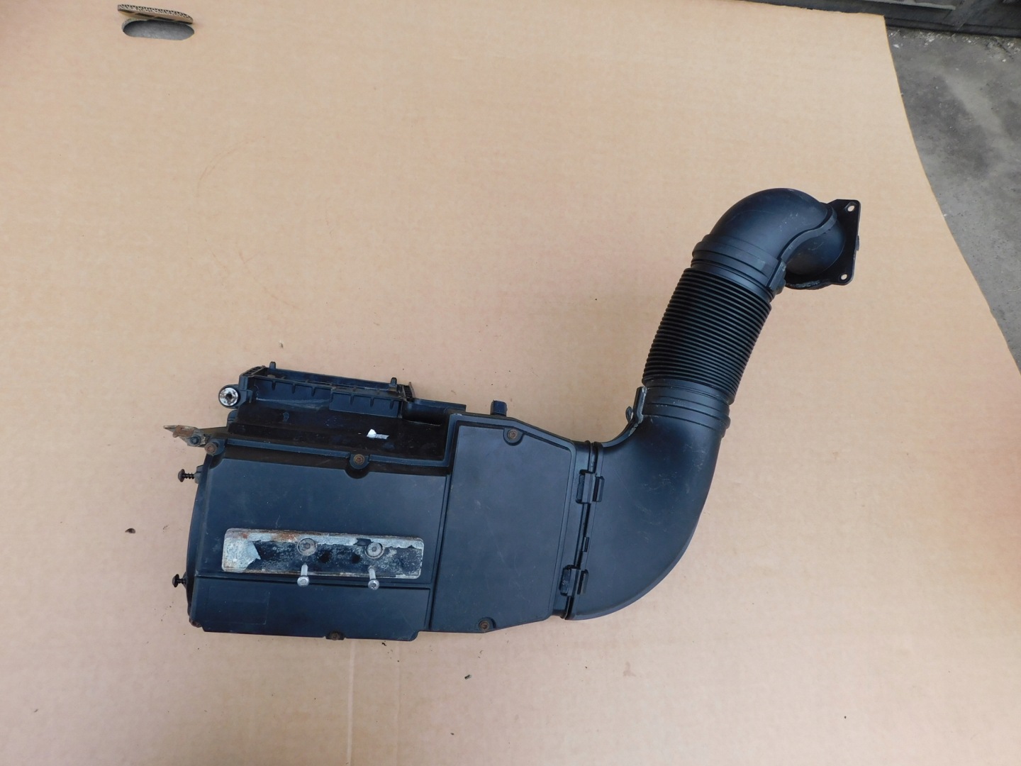 Mercedes Sprinter 906 1.8 Benzin rohr dolot Gehäuse filter luft