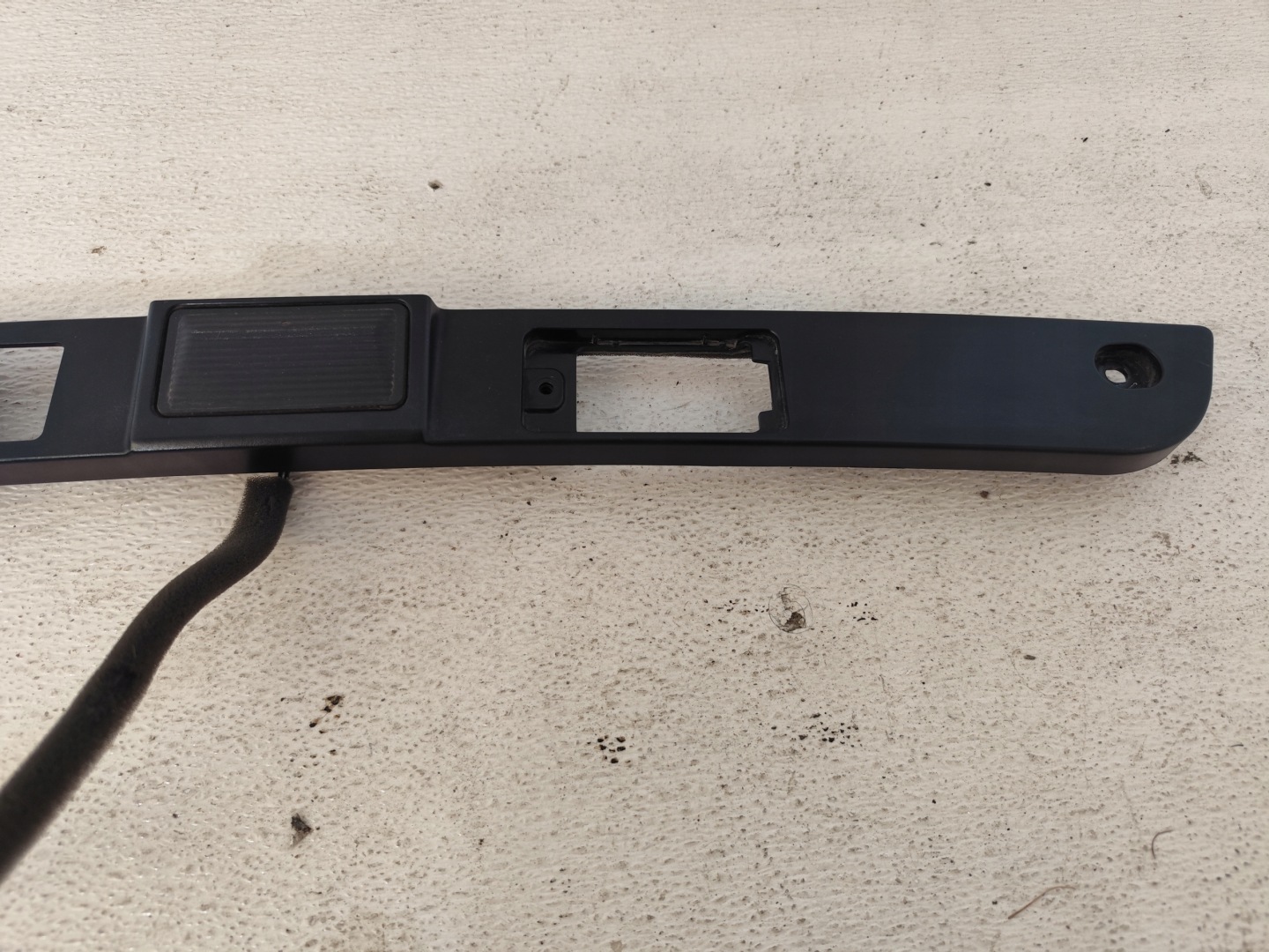 SSANGYONG TIVOLI 2016 cap bonnet boot MIKROSTYK