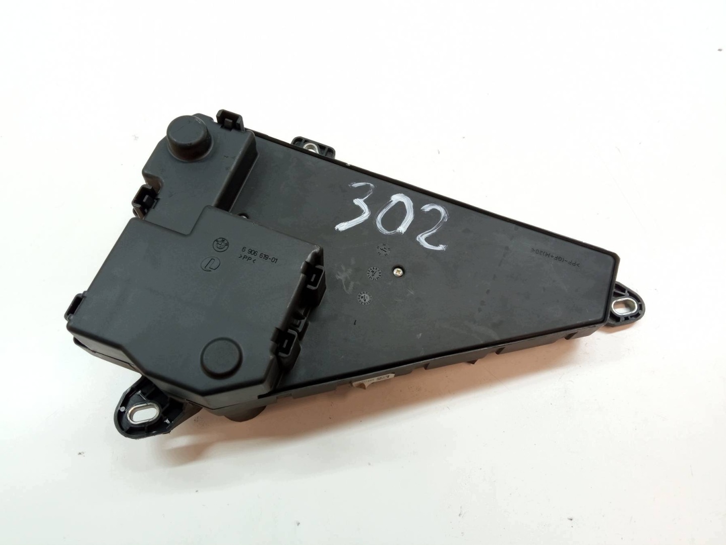 Module fusibles 6906618 2.0 D 149KM Bmw Seria 5 V (2003-2010) E60/61