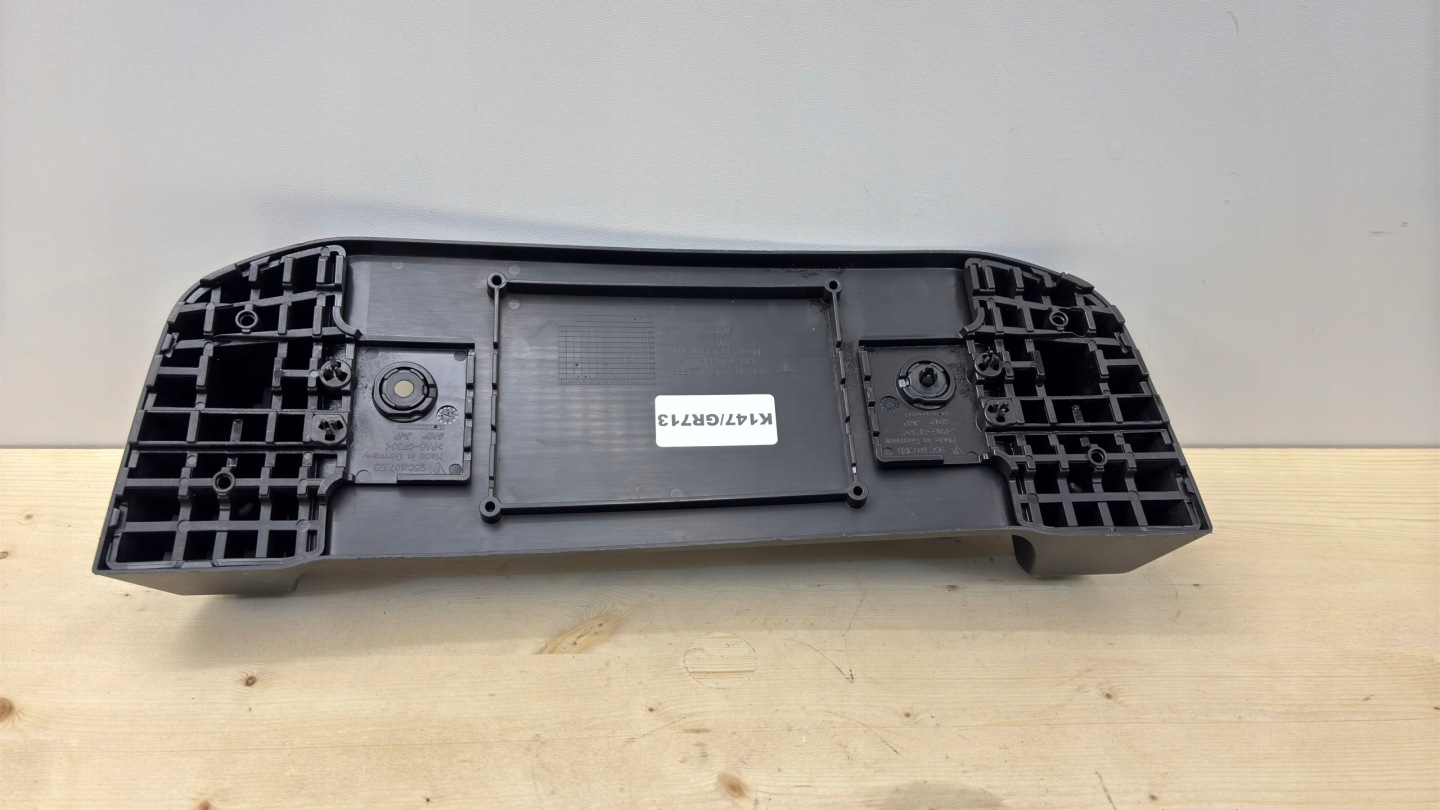 PORSCHE MACAN 95C bracket signs holder frame 95C807847A K147/GR713