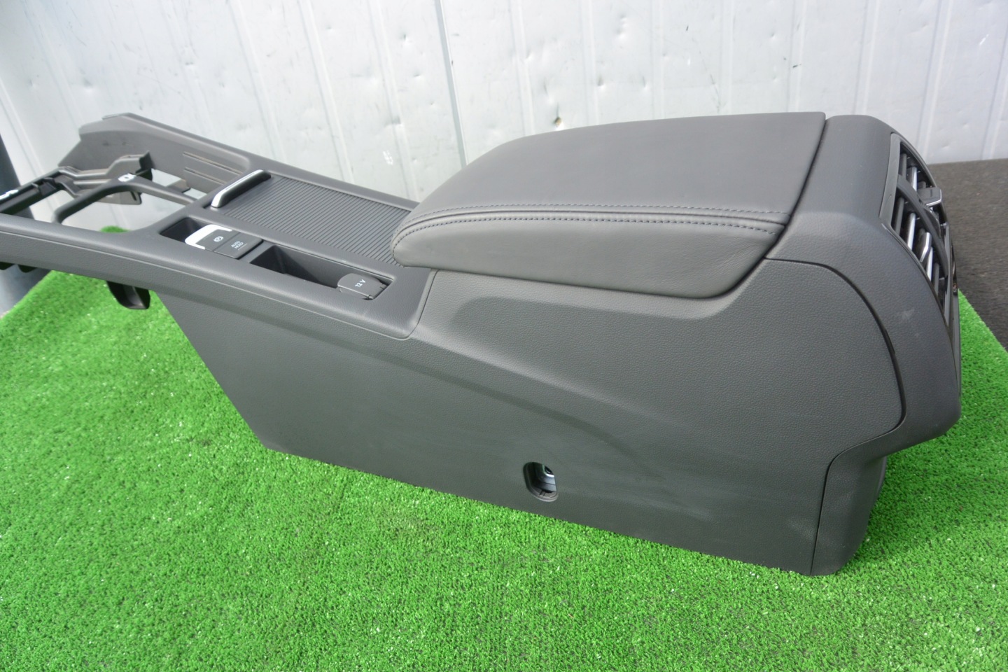 TUNEL central armrest grid air conditioning devices black VW ARTEON PASSAT B8 leather