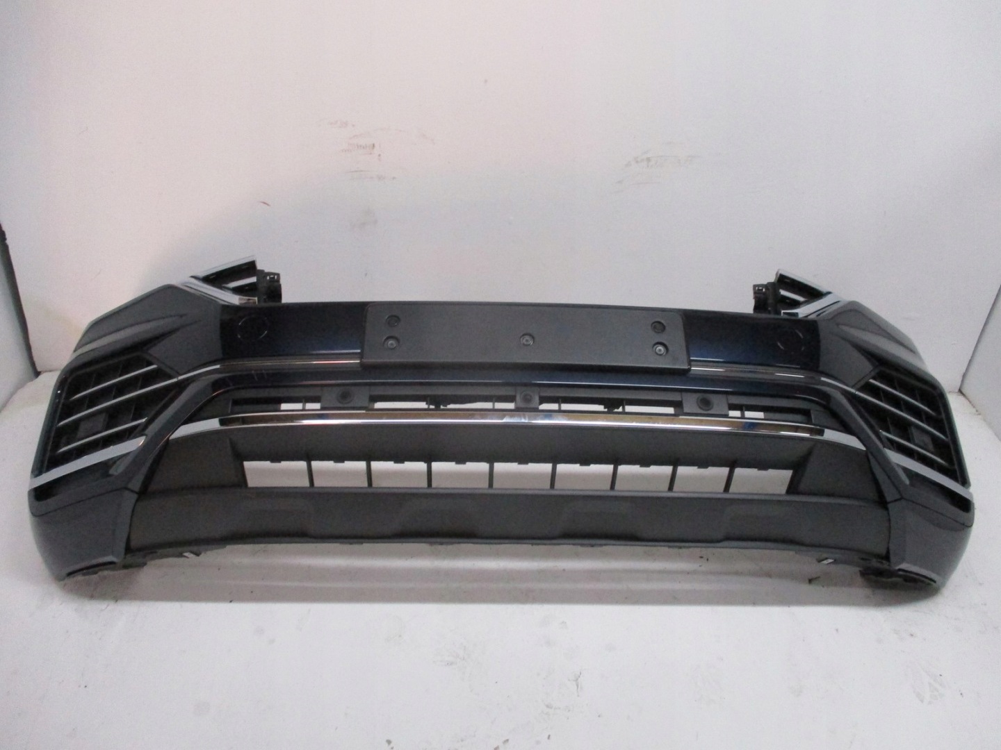 bumper front VW TOUAREG 760 6X PDC KAMERA