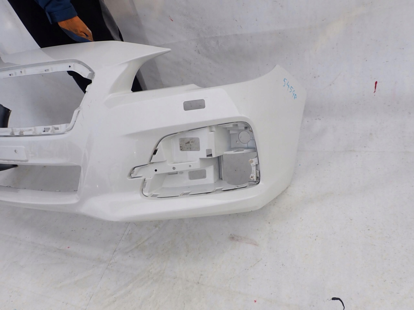 SUBARU LEVORG 14-17 bumper front front washer