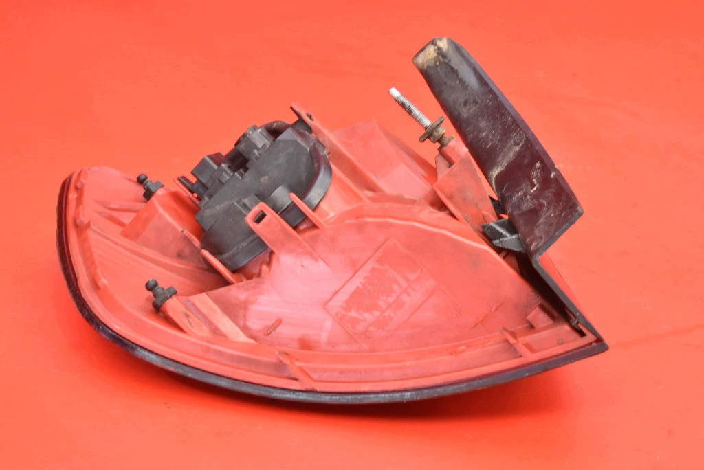 light right rear part rear LED 89037056 AUDI A6 C6 KOMBI 04-08