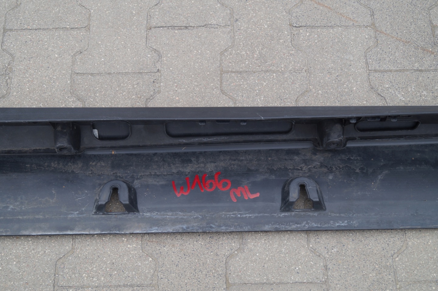 moulding threshold front left MERCEDES ML W166 A166