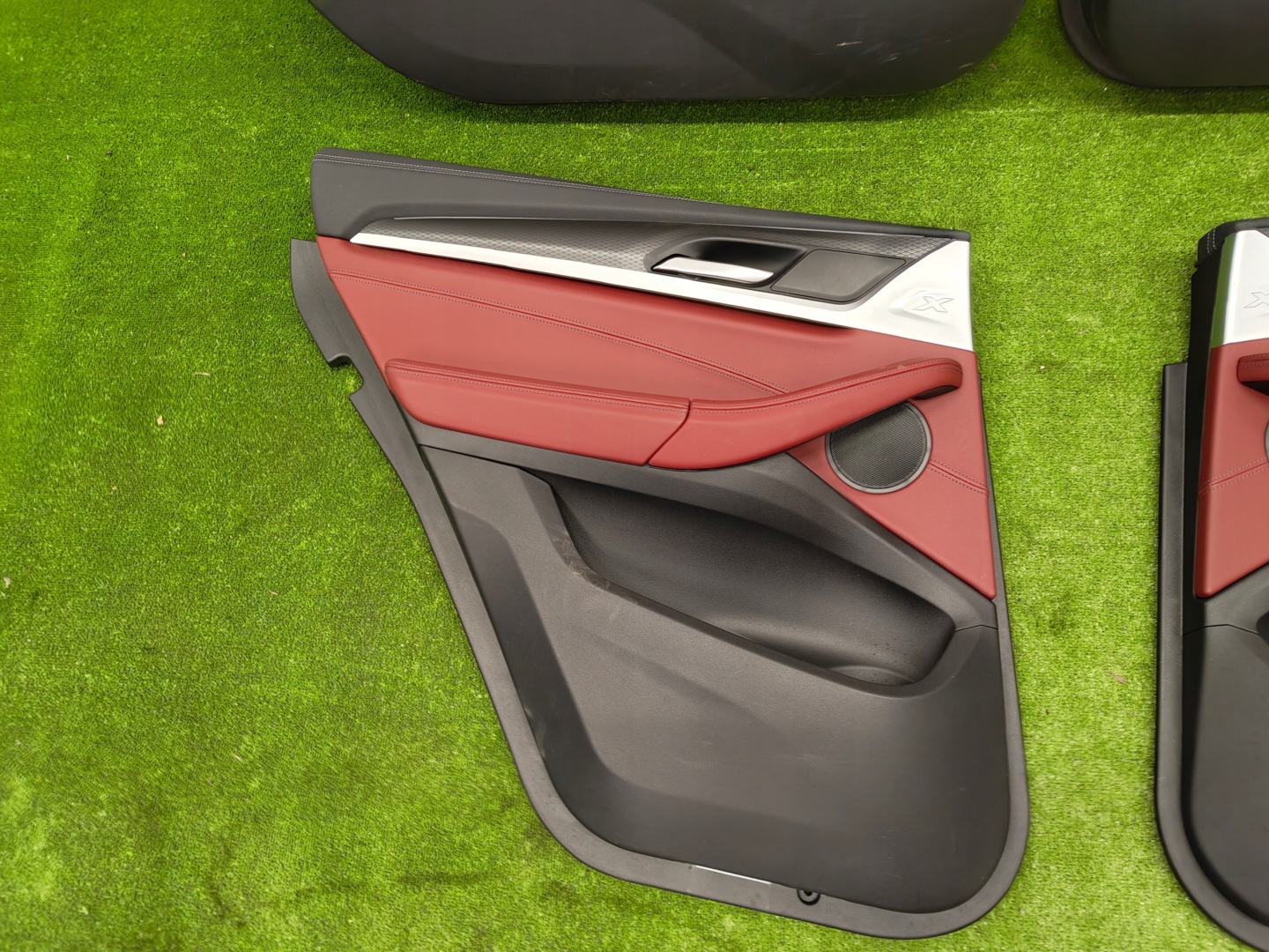BMW X4 G02 upholstery door side side front rear part KOMPLET