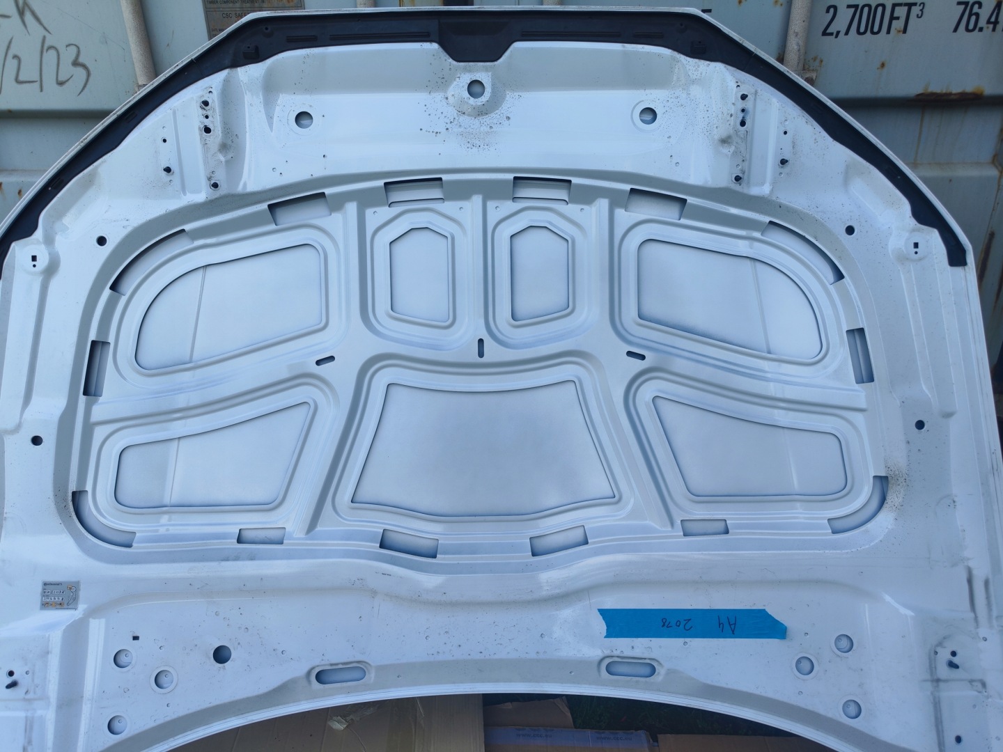 kapota přední AUDI A4 B9 8W předek