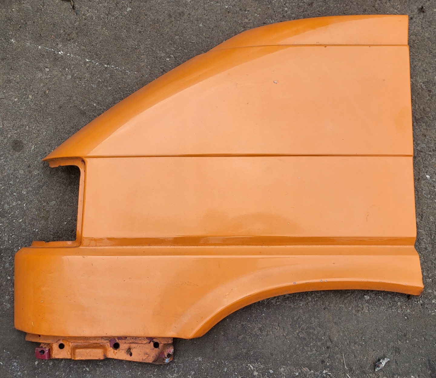 fender left front colour POMARANCZOWY VW TRANSPORTER T4