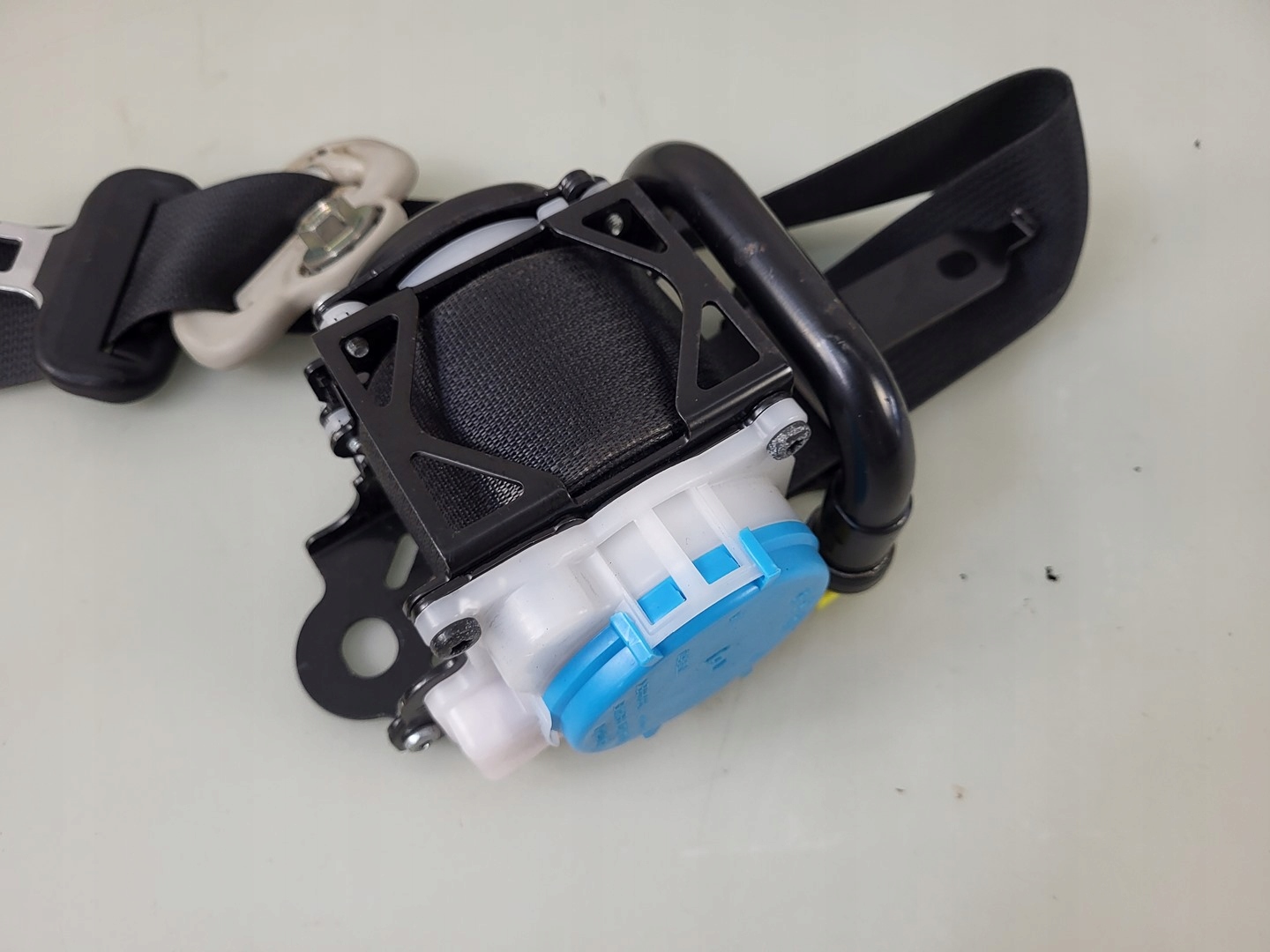 tension belt safety right front front MAZDA CX-5 and KE