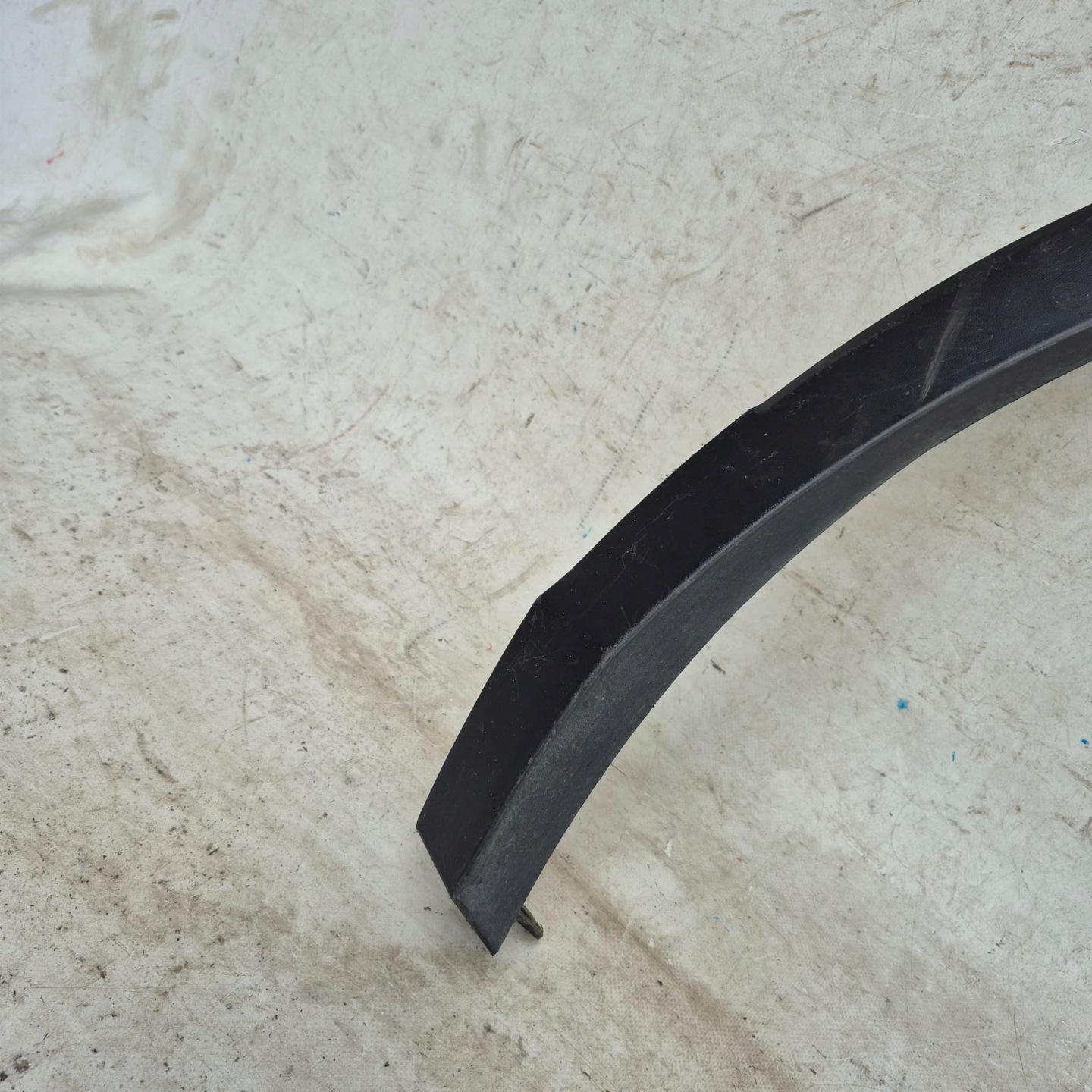 VW TIGUAN II 2 16-24 moulding cap left rear part