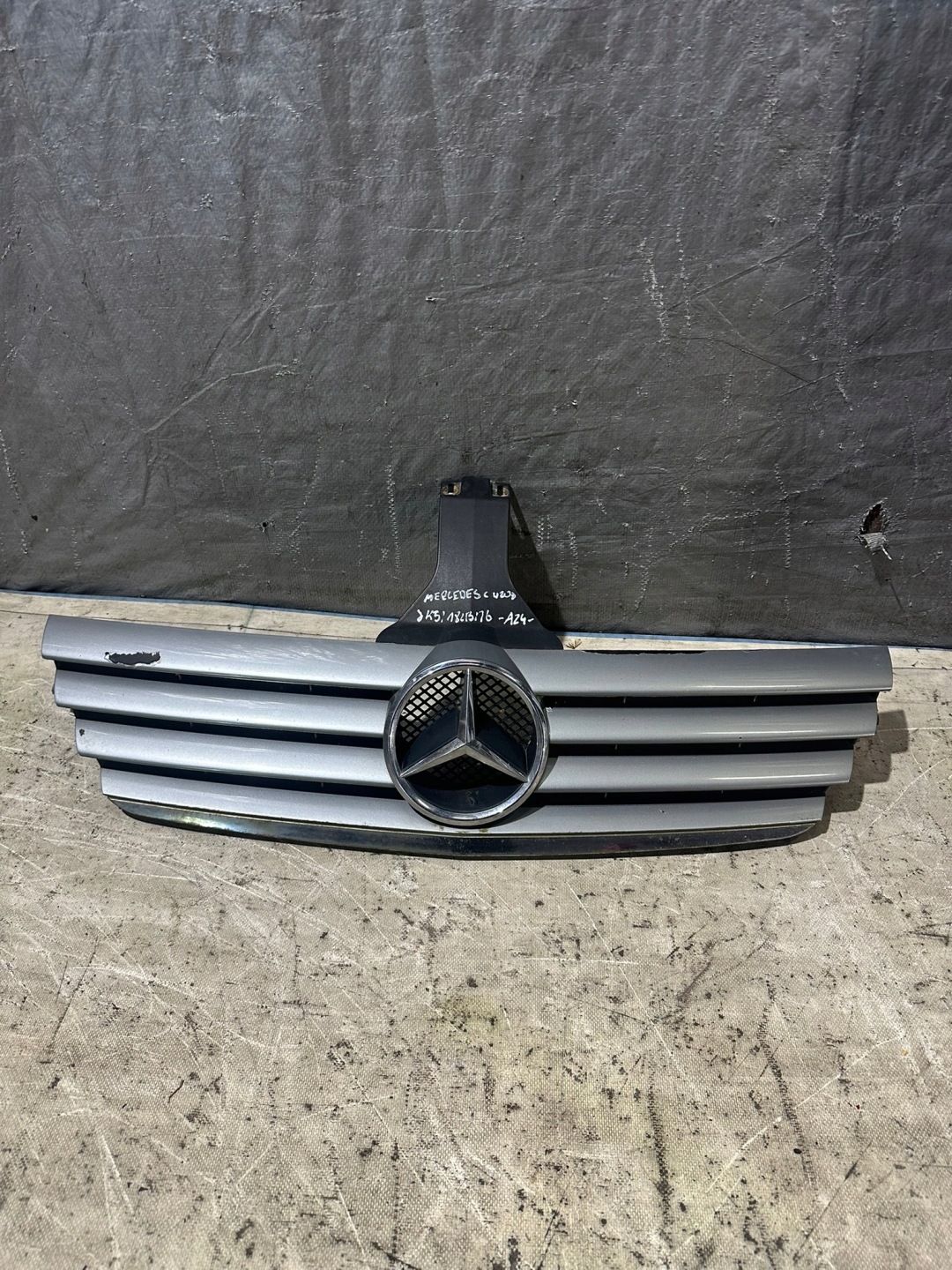 grill grille MERCEDES C-class W203