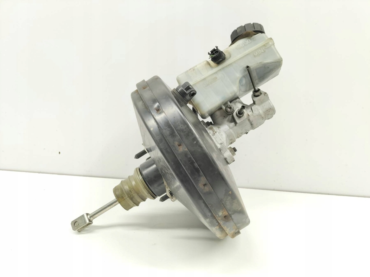 Servofreno servo 472106085R --B Dacia Dokker e (2012- )