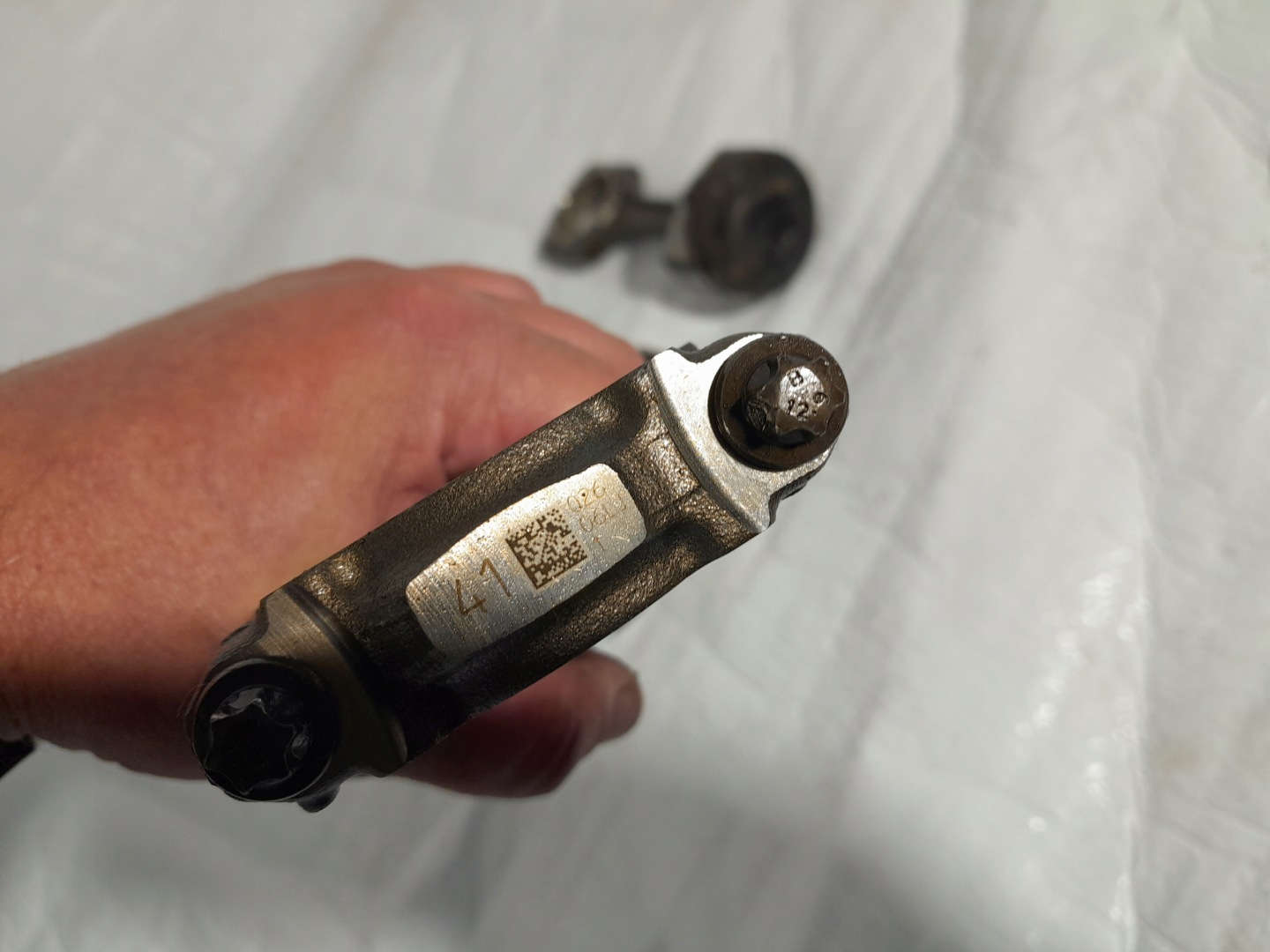 AUDI A4 B9 A3 8V piston connecting rod 2.0TFSI