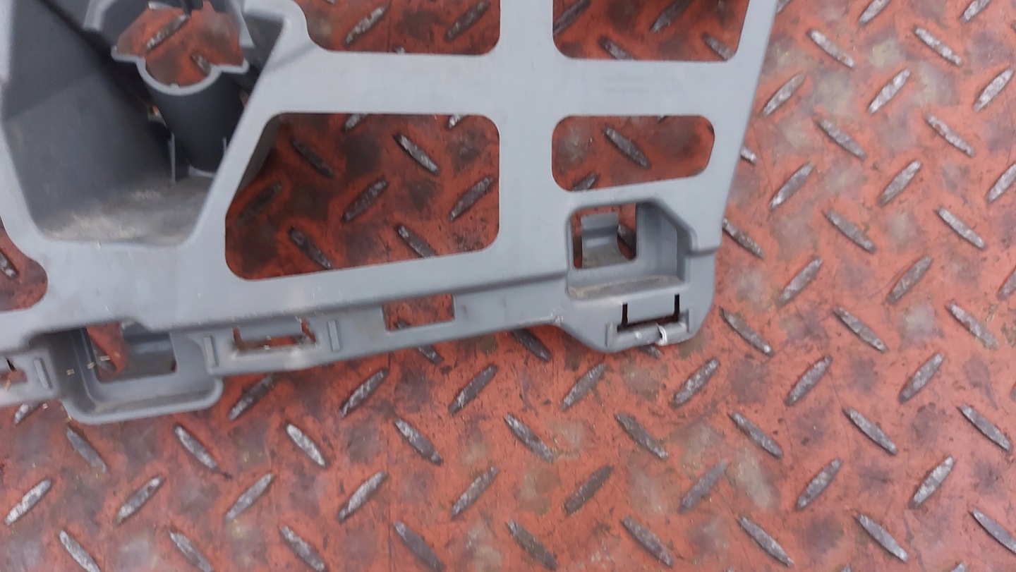 bumper bracket left front SKODA OCTAVIA IV 20