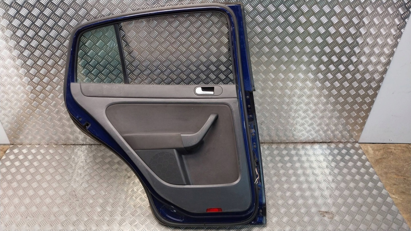 door rear part left VW GOLF V plus 05