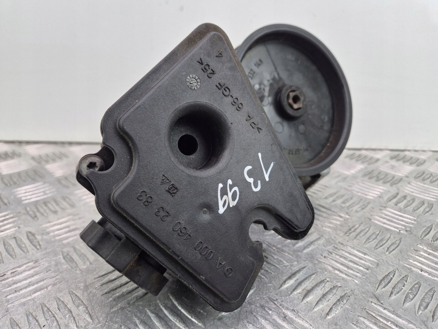 Mercedes E350 W211 pompe direction assistée LH2113596 M272964