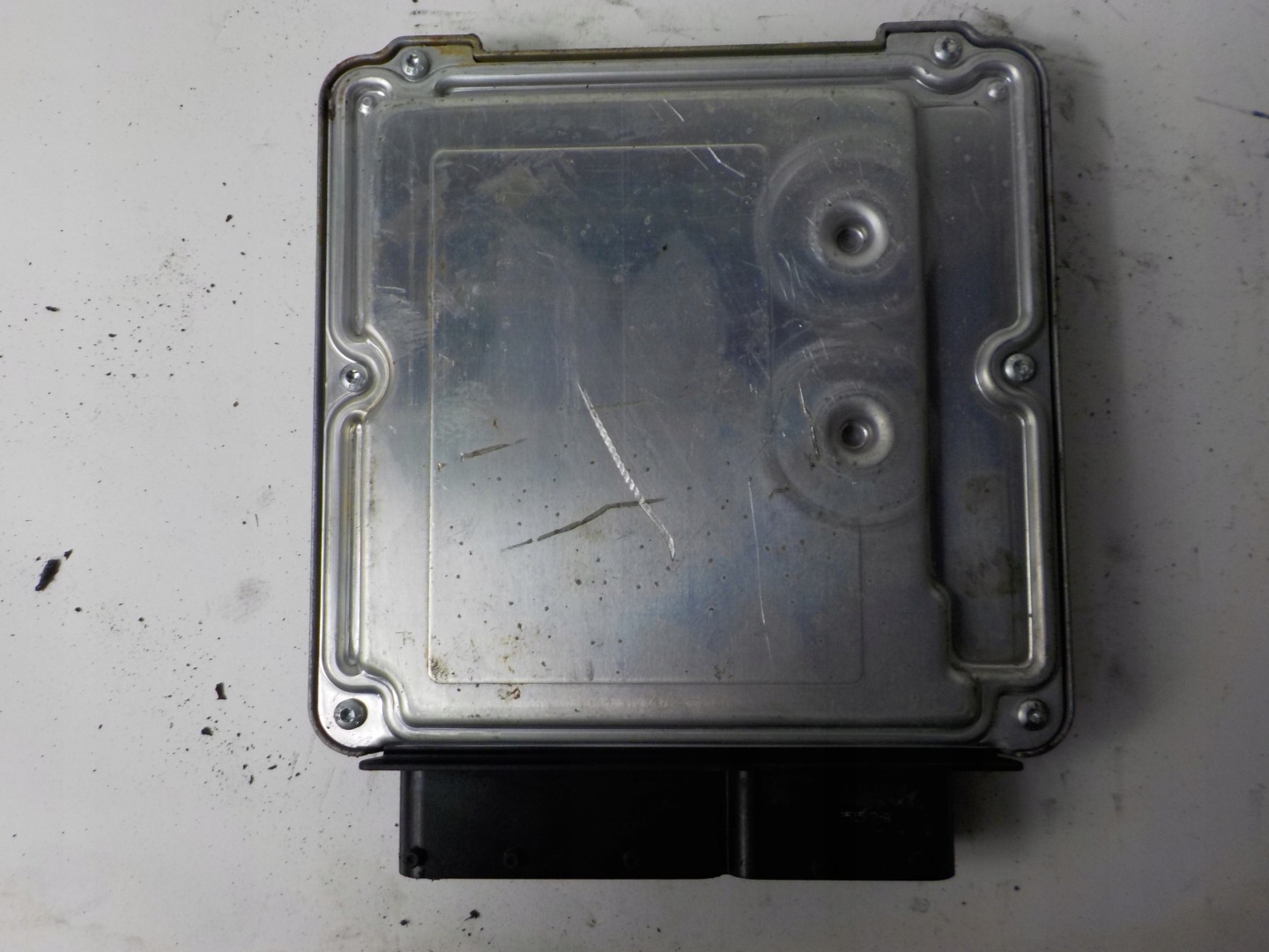 VW CADDY III computer control unit 03G906016HN 0281012272