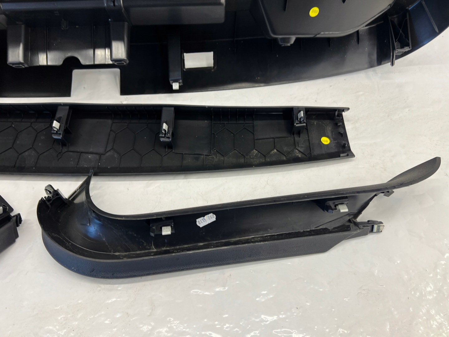 VW T ROC cover bonnet boot 2GA867707 2GA867605B