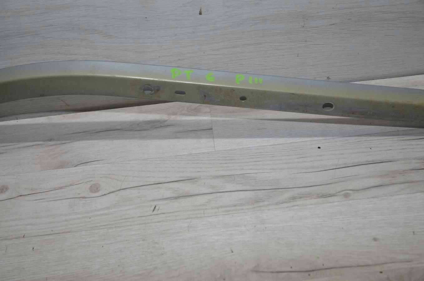 Prowadnica door right bok gora Partner III lift