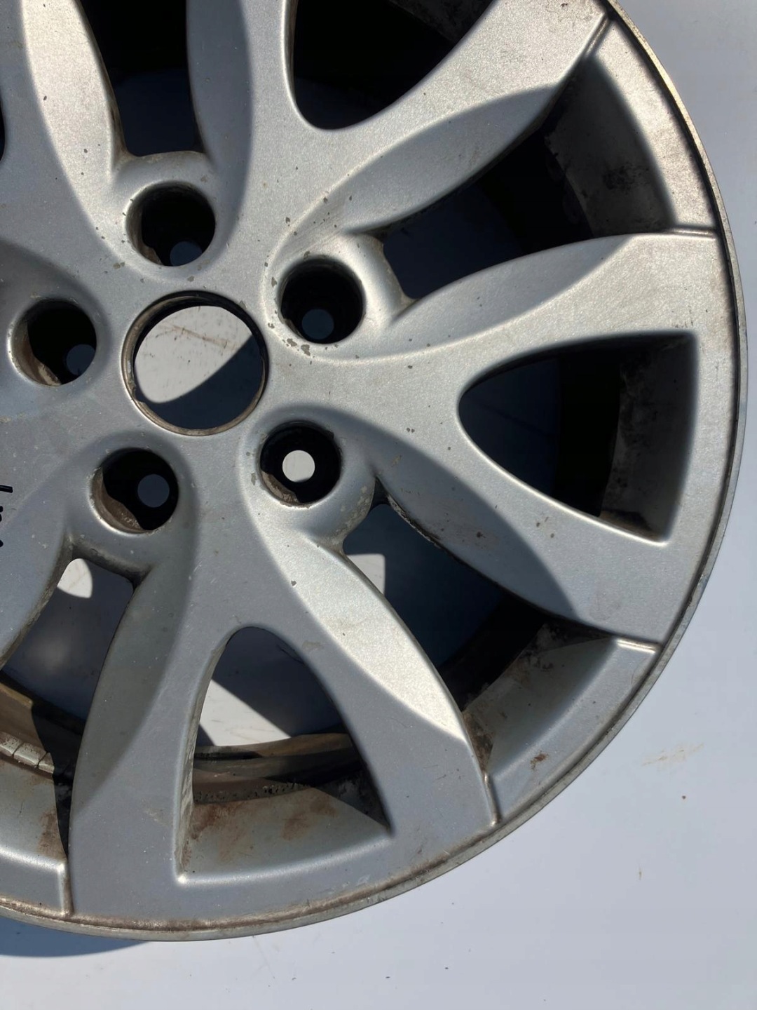 disk 17 CALI RENAULT LAGUNA #62 8200589047