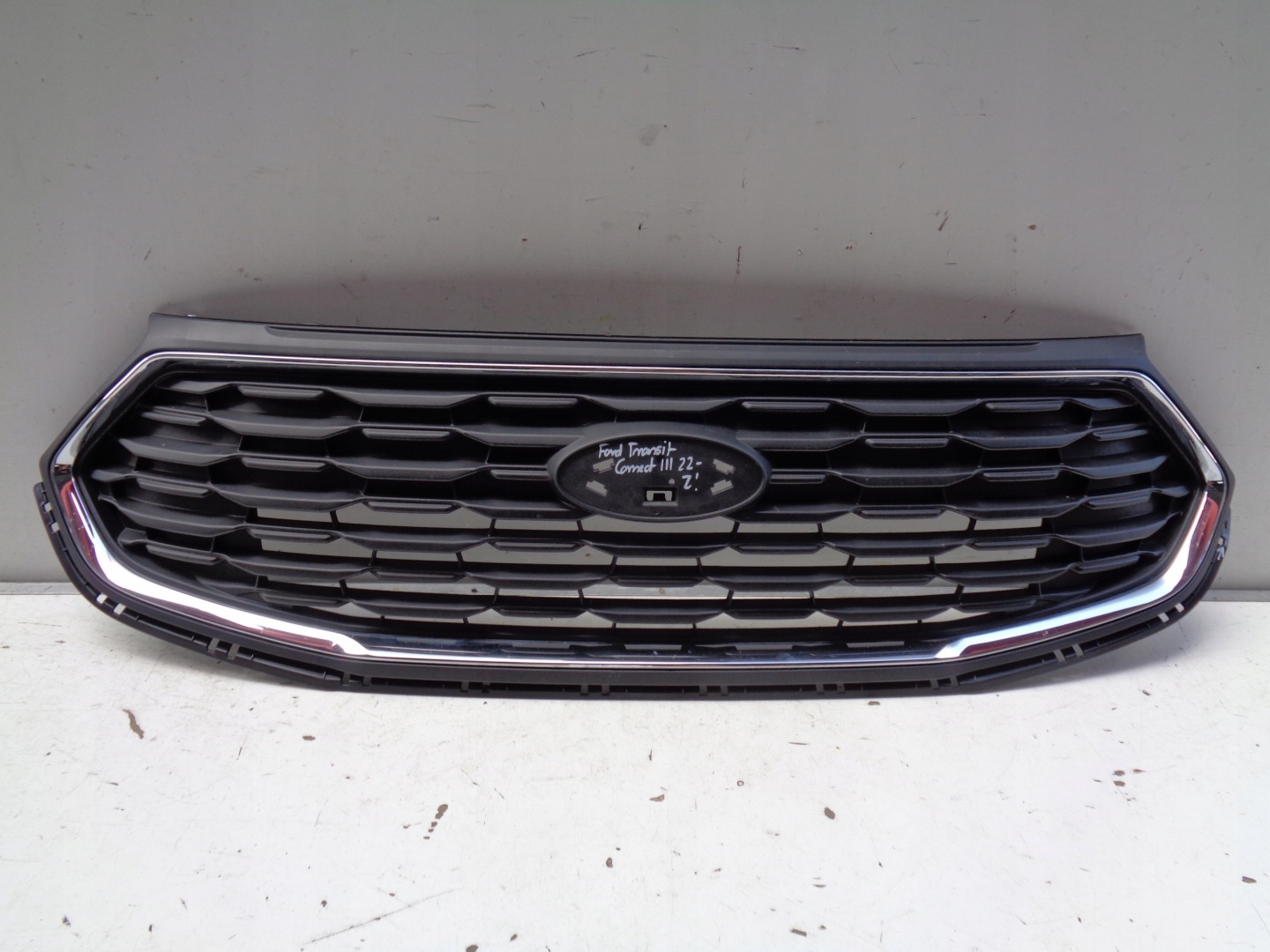 front PREKLADgrill FORD TRANSIT CONNECT III 22