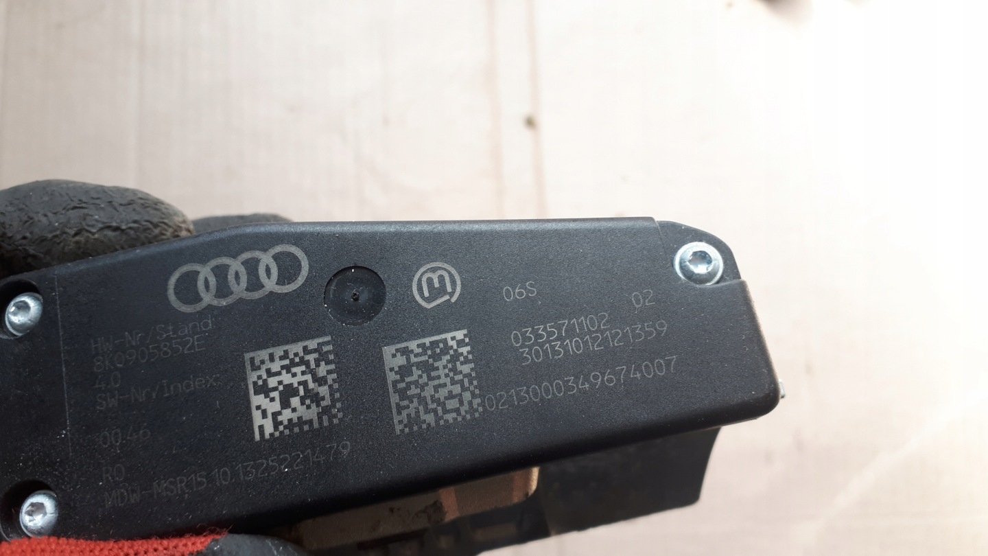 S4 B8 LIFT BLOKADA RYGIEL DES LENKRADS 8K0905852E A4