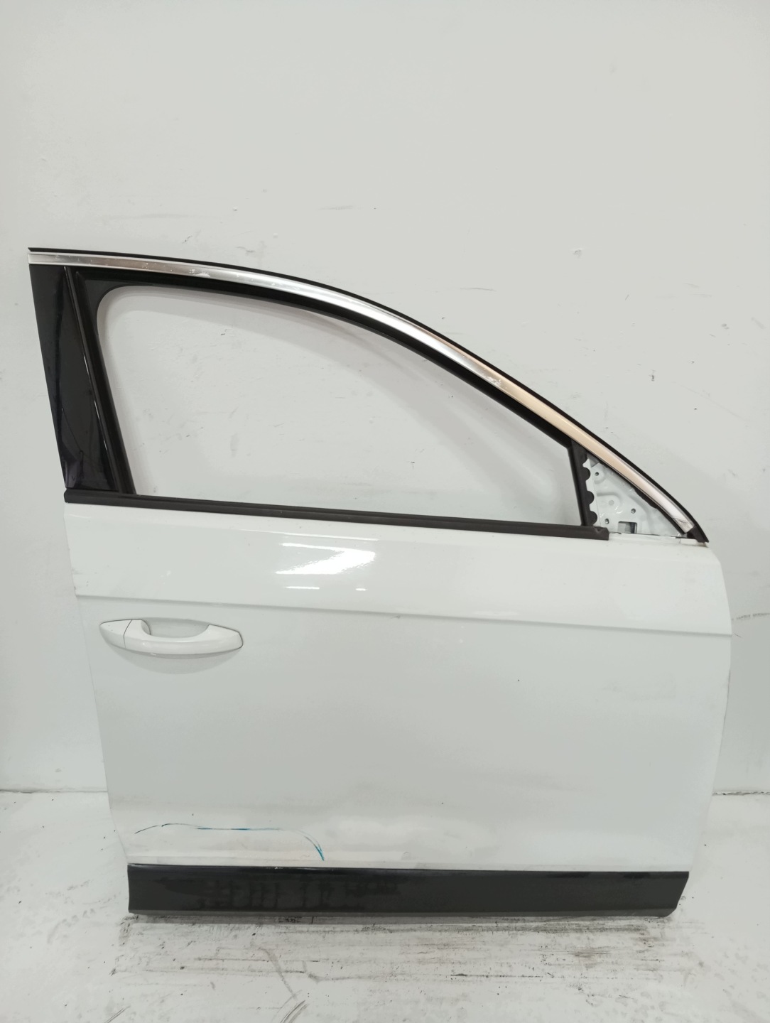 door right front VW T ROC 2GA BSZ