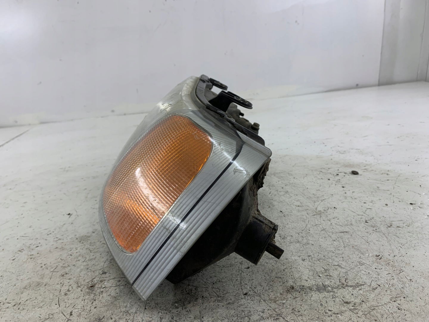 LAND ROVER FREELANDER and light left front
