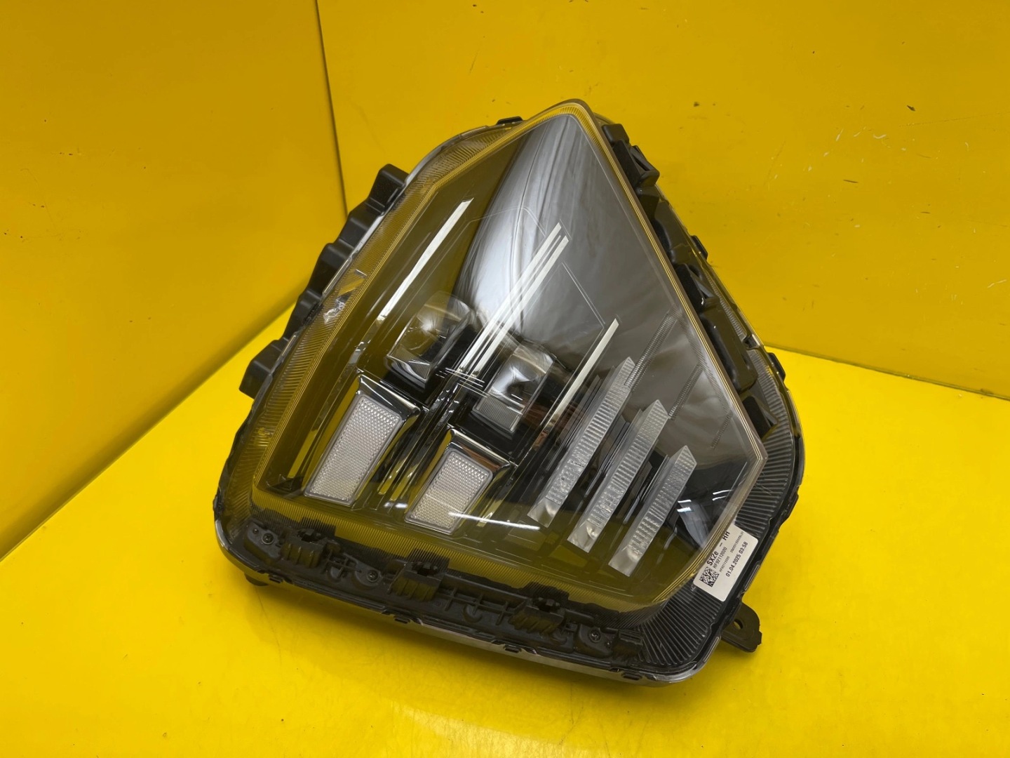 light right Hyundai Kona II 23- Full Led 92102HF00