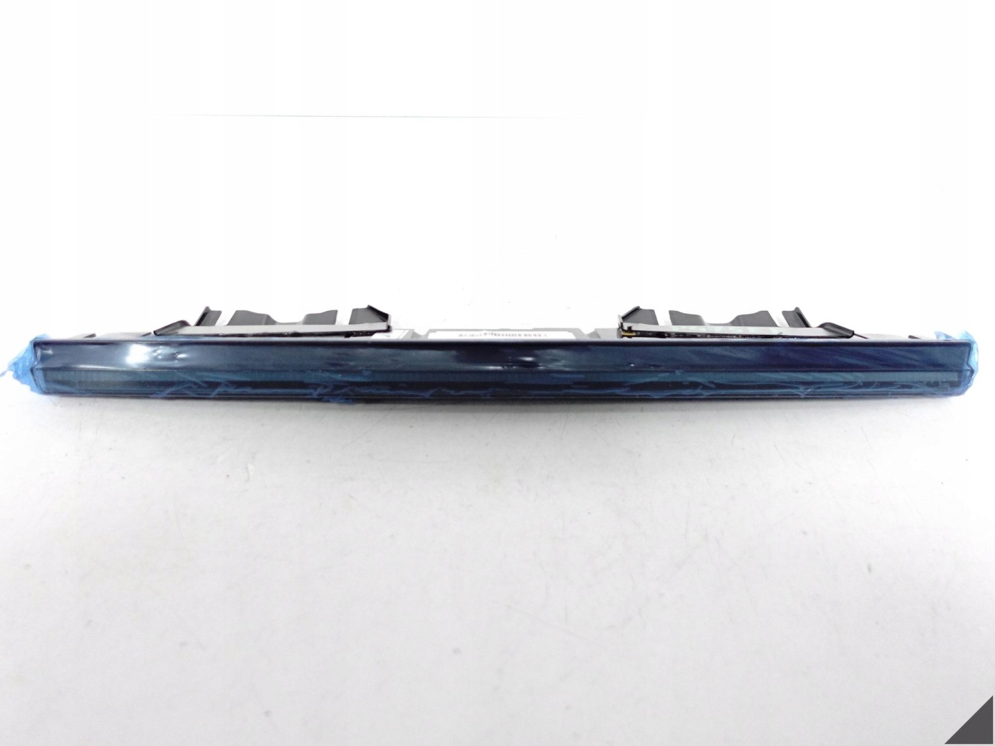 ASTON MARTIN VANTAGE 18- cap light light STOP CENTARALNE CIEMNE SMOKED