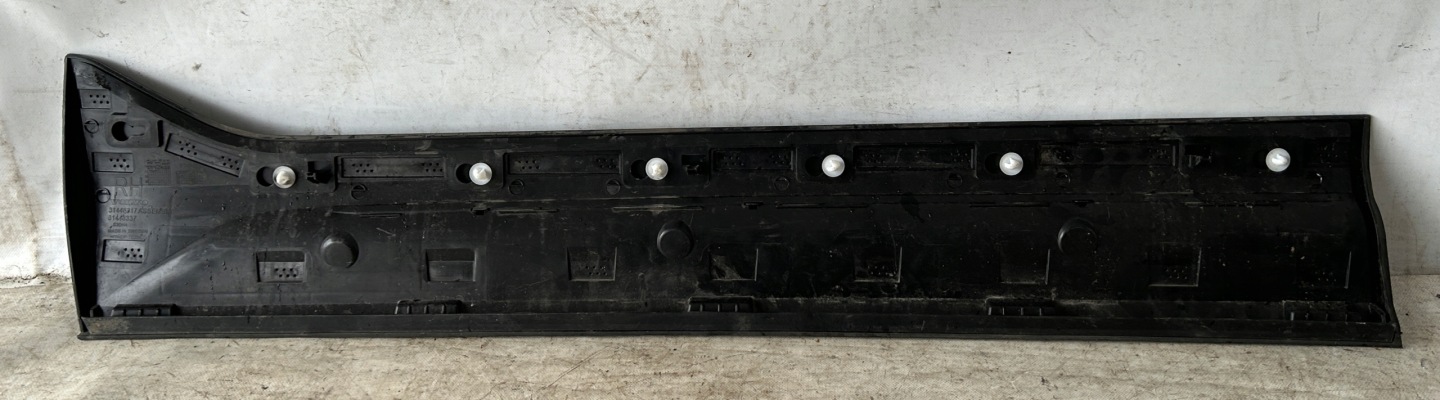 moulding door right front VOLVO XC40 II 31448317