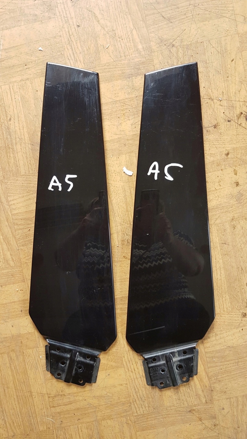 couverture montant AUDI A5 S5 8T8853289