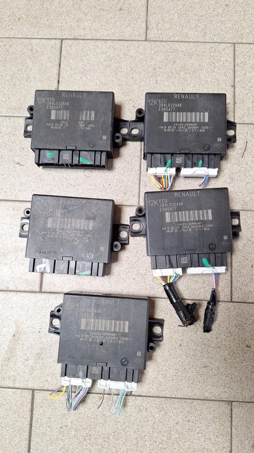 module control unit PDC RENAULT CLIO V ARKANA ZOE II 284L03244R