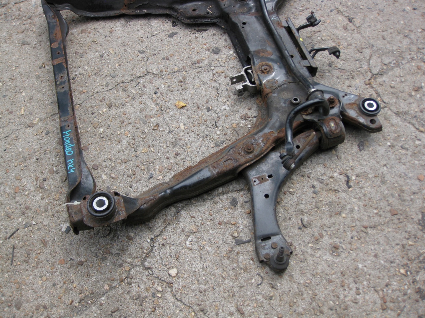 FORD MONDEO MK4 KOMBI 08R axle beam subframe springing G9N-5000 -T033A