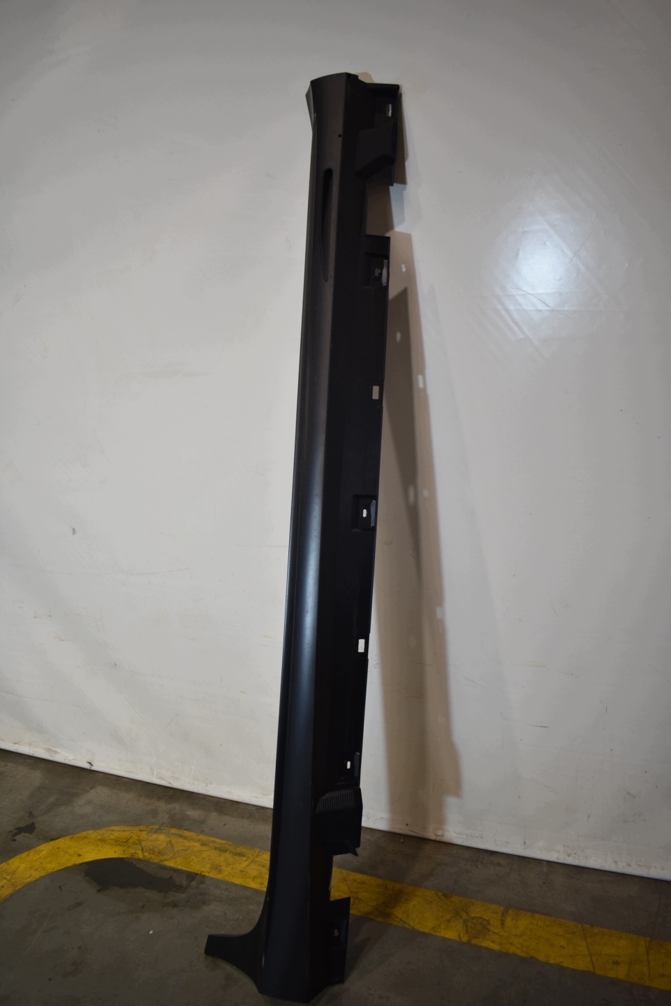 IDEALNA moulding threshold right MERCEDES X290 GT AMG 1