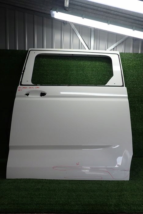 VW T7 7T0 door left sliding