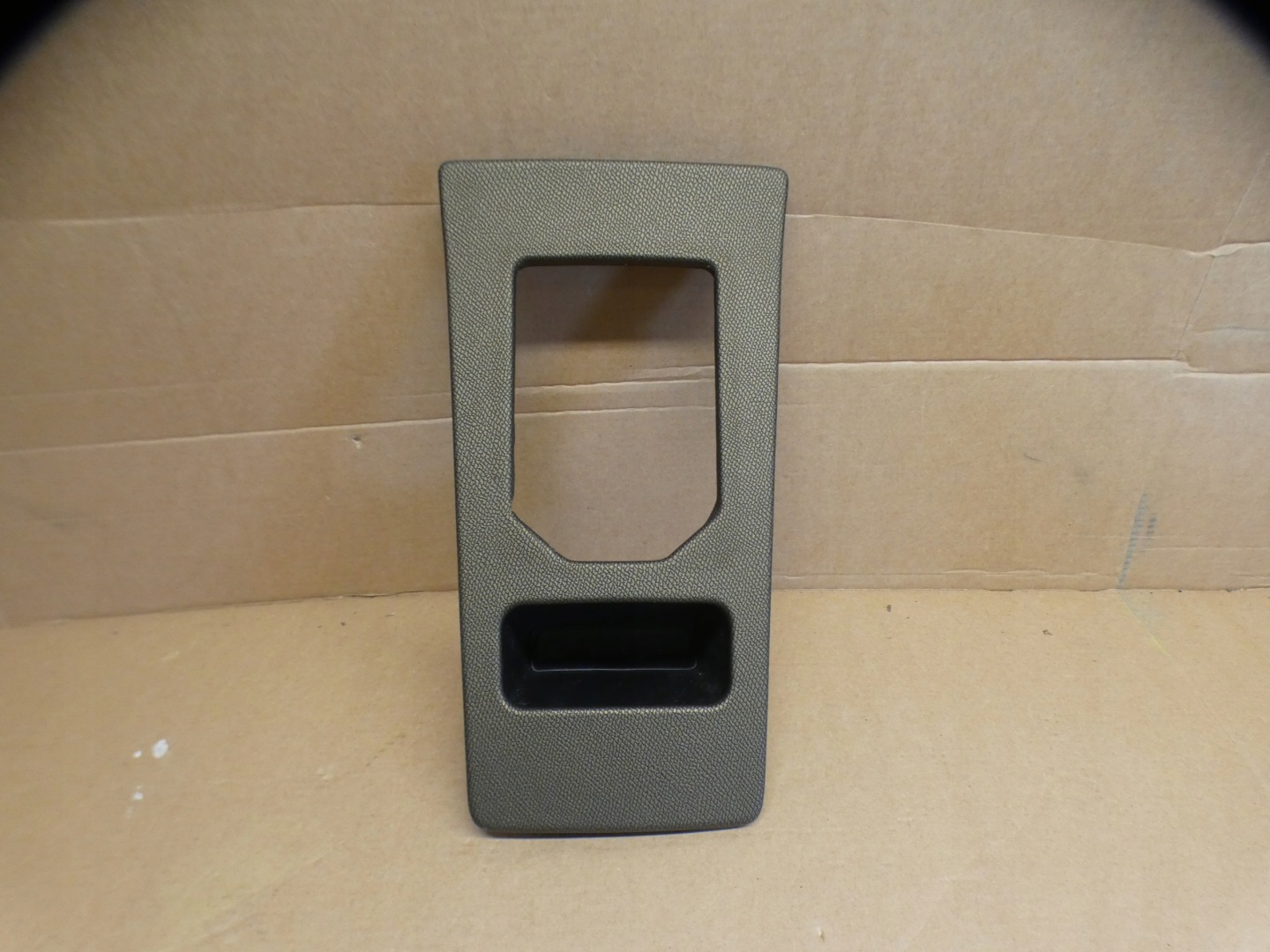 Citroen DS7 Crossback frame tunelu dekor 9821520977